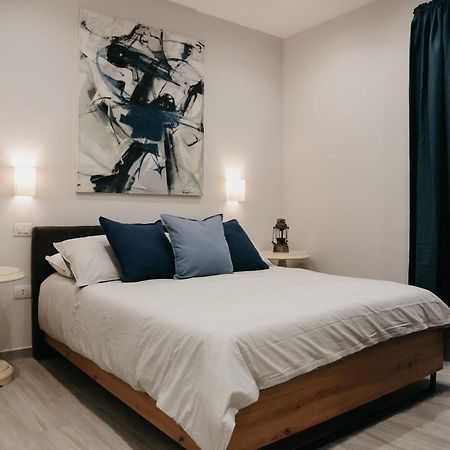 Terra Mia Suite - Chi Tene' O Mare Неаполь Екстер'єр фото